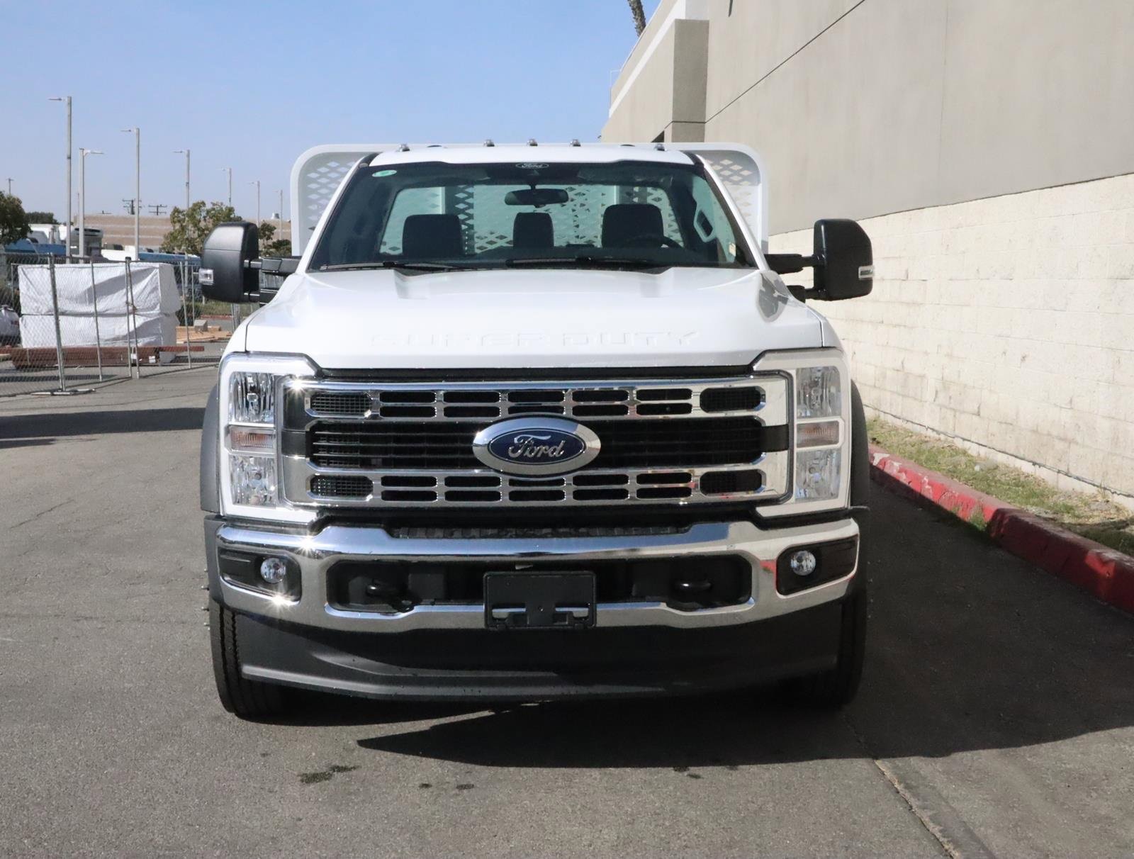 Used 2024 Ford F450 XL w/ XL Chrome Package image 3