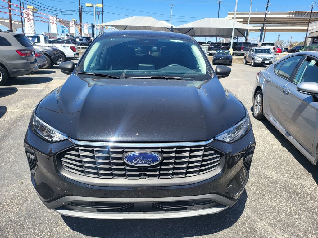 Used 2025 Ford Escape Active image 2