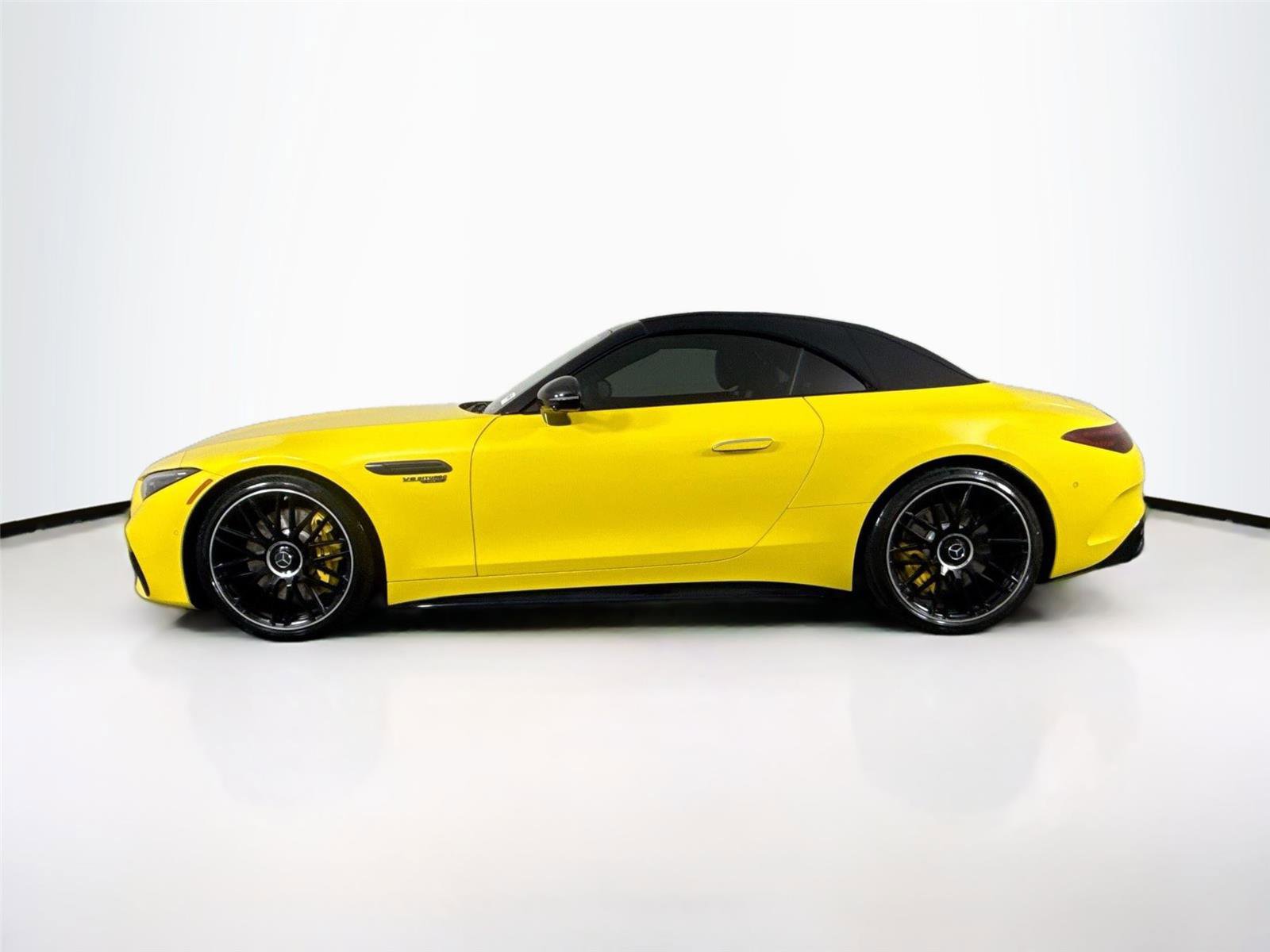 Used 2022 Mercedes-Benz SL 55 AMG 4MATIC image 13