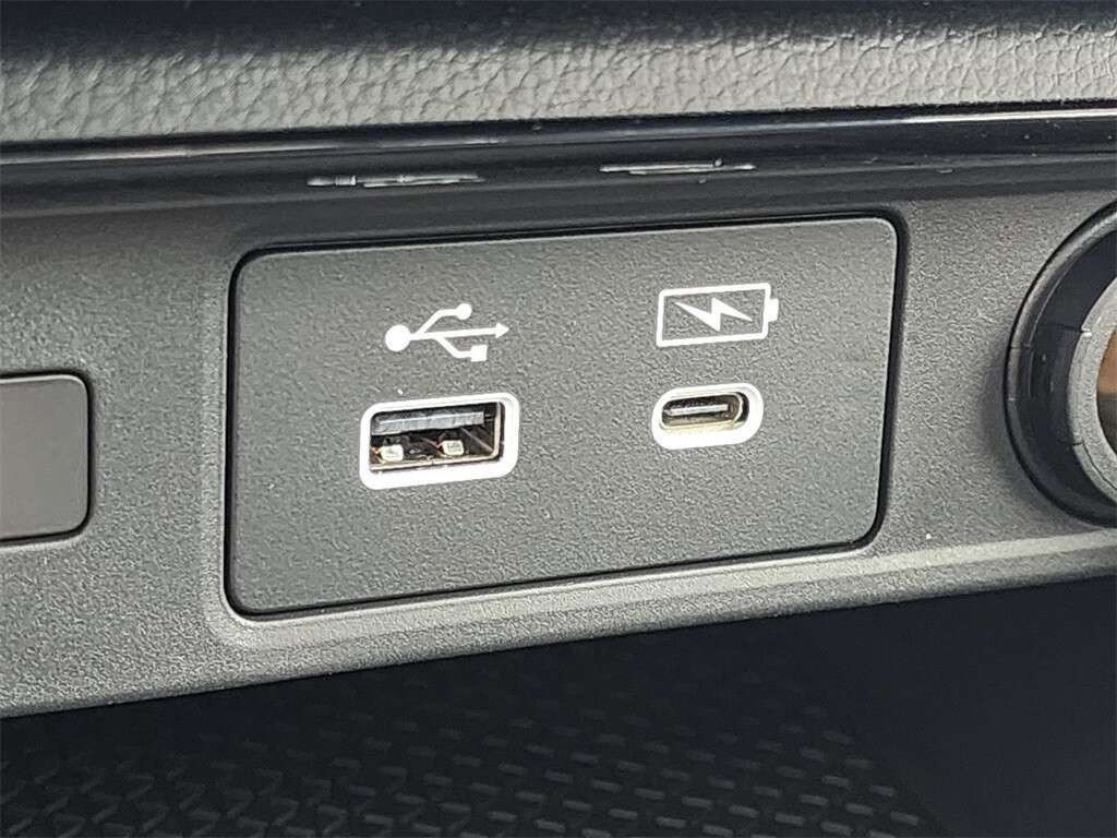 Used 2024 Honda CR-V Sport image 8