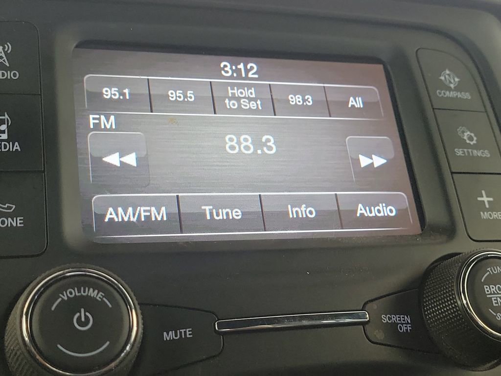 Used 2021 RAM 1500 Big Horn RWD image 18