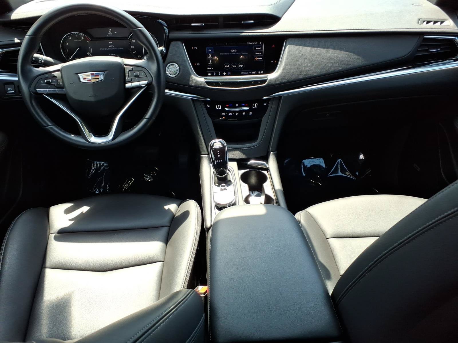 Certified 2024 Cadillac XT6 Luxury w/ LPO, Floor Liner Package AWD/4WD image 21