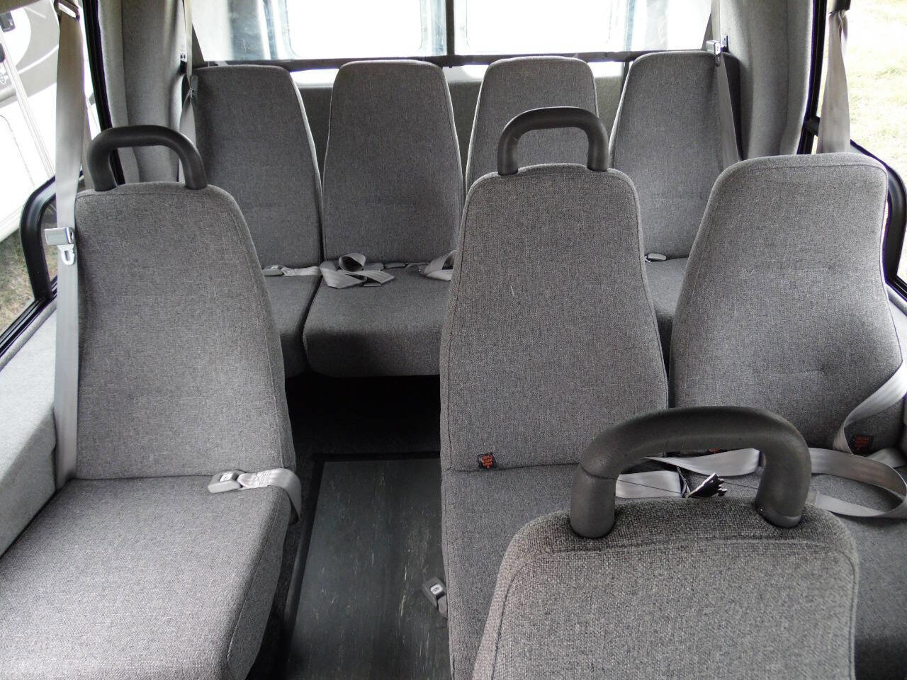 Used 2004 Ford E-250 and Econoline 250 Extended image 23