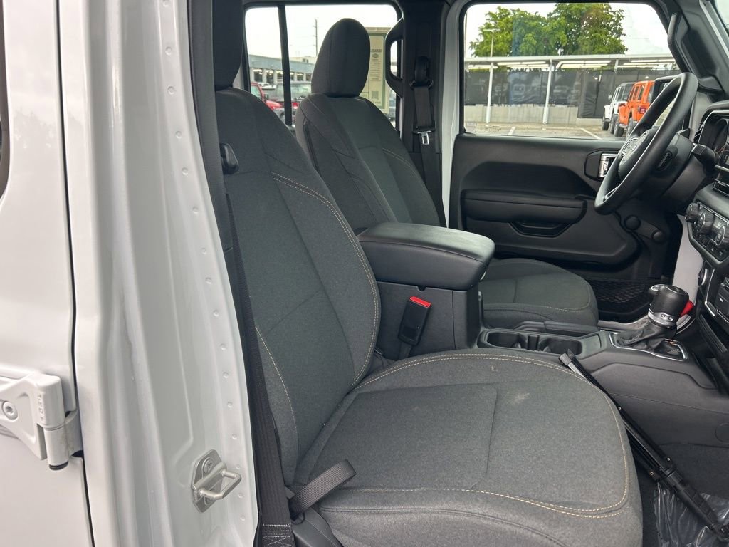 Certified 2024 Jeep Gladiator Sport image 23