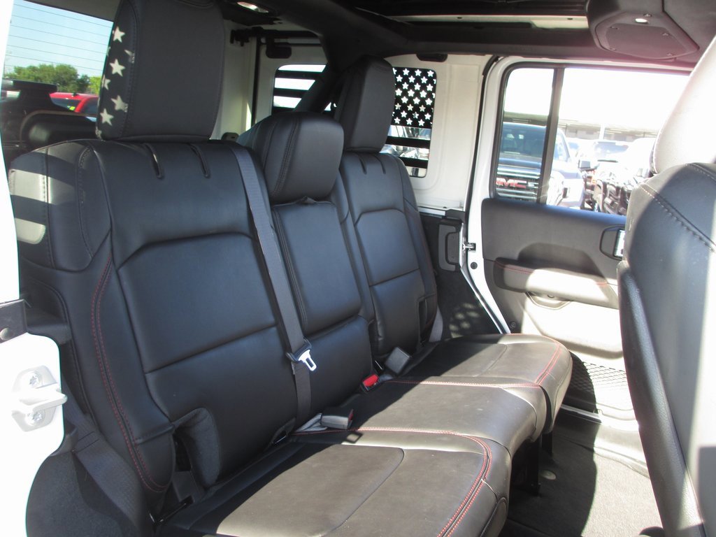 Used 2024 Jeep Wrangler Unlimited Rubicon w/ Technology Group image 22