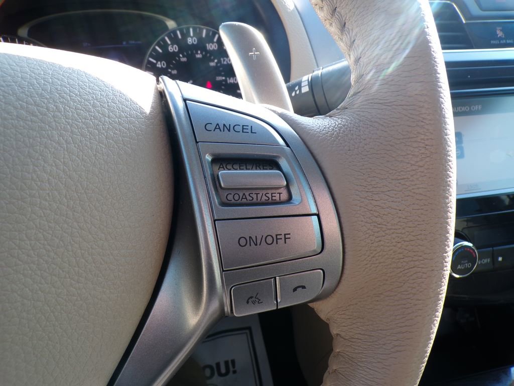 Used 2015 Nissan Altima 3.5 SL FWD image 31