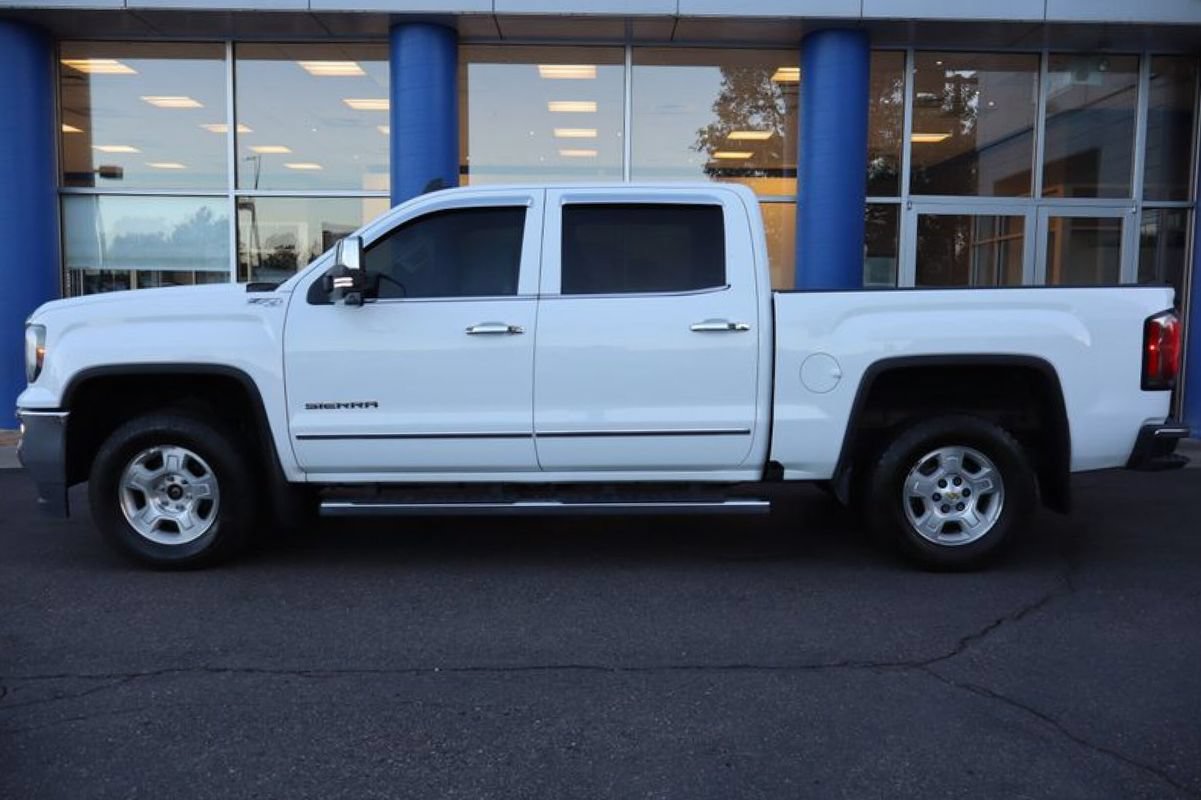 Used 2017 GMC Sierra 1500 SLT w/ SLT Premium Package AWD/4WD image 2