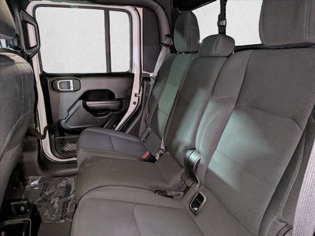 Used 2021 Jeep Gladiator Sport image 18