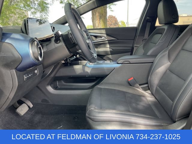 Certified 2024 Chevrolet Equinox EV LT FWD image 18