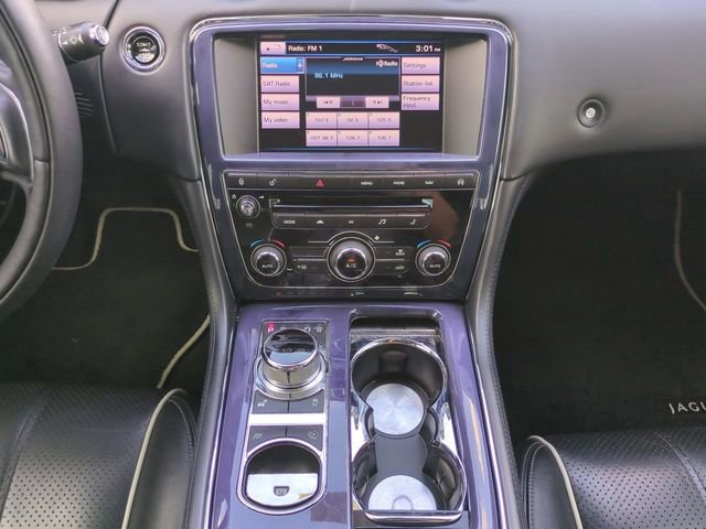 Used 2013 Jaguar XJ L Portfolio image 18