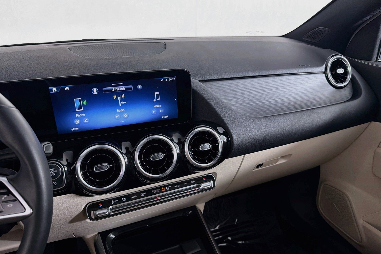 Certified 2026 Mercedes-Benz GLA 250 image 21