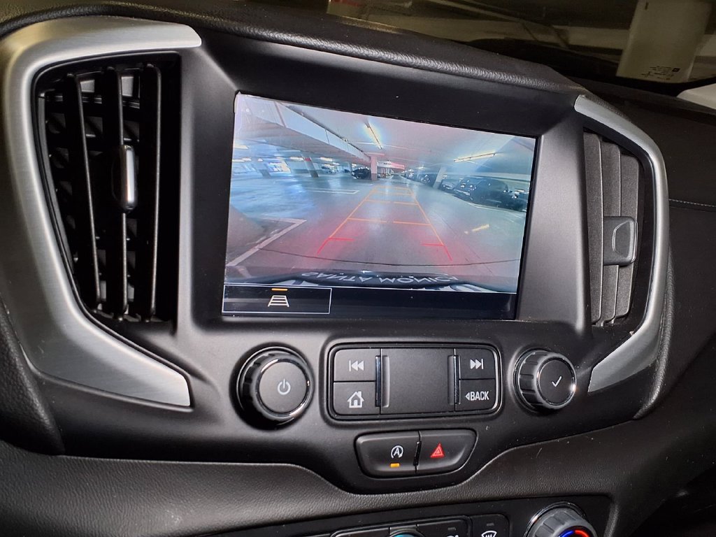 Certified 2022 GMC Terrain SLE w/ Driver Convenience Package FWD image 7