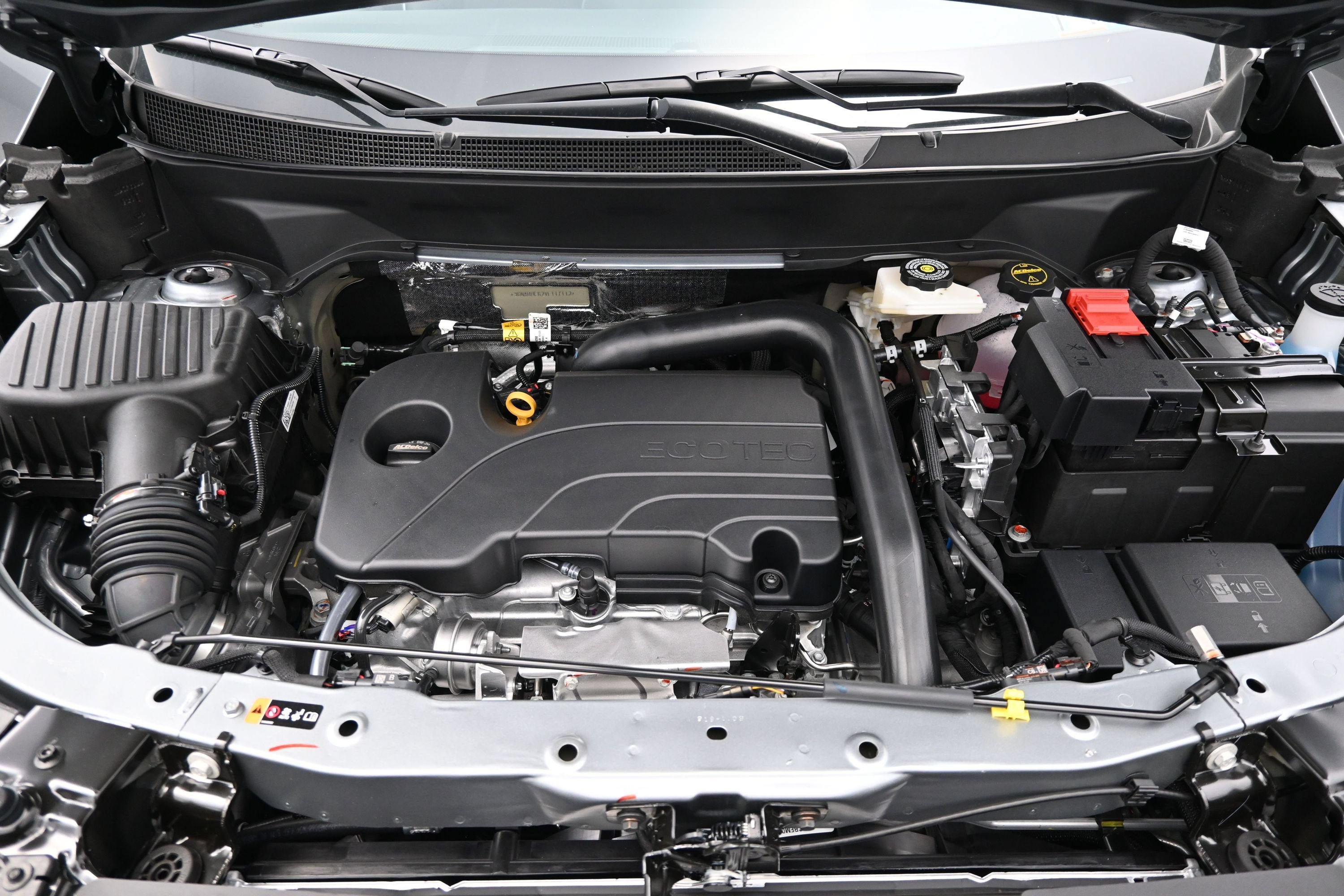 New 2027 Chevrolet Equinox LT w/ Convenience Package II FWD image 35