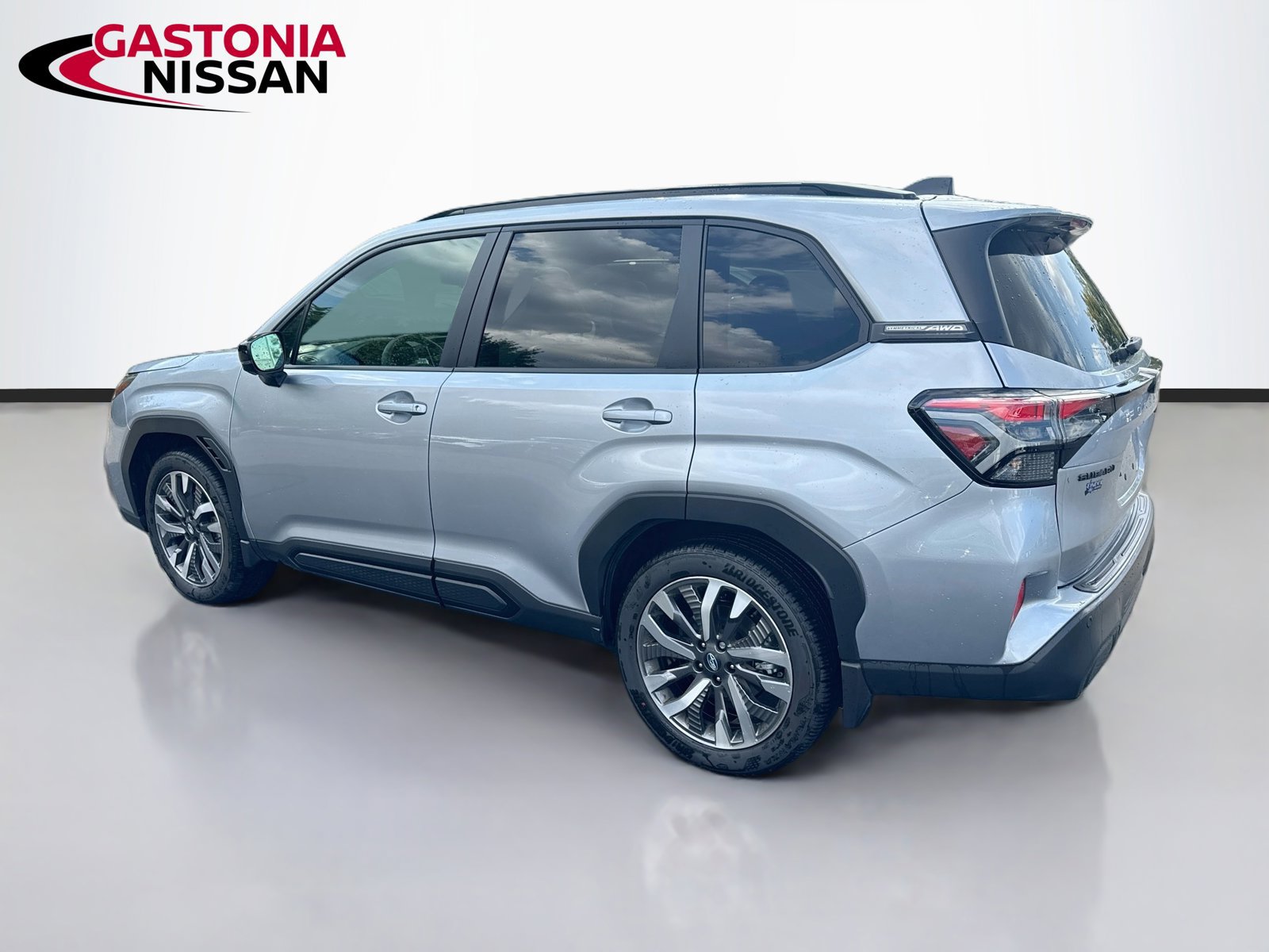 Used 2026 Subaru Forester Touring AWD/4WD image 6