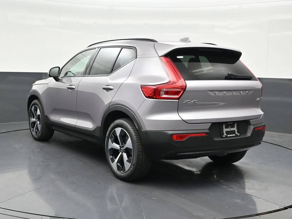 New 2026 Volvo XC40 B5 Plus w/ Climate Package AWD/4WD image 3