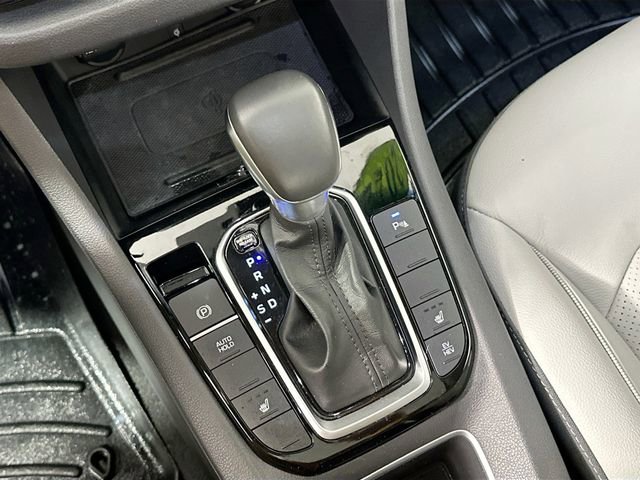 Used 2022 Hyundai Ioniq Limited image 16