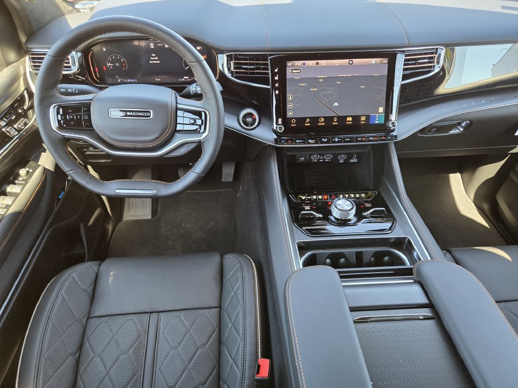 New 2026 Jeep Grand Wagoneer L Summit AWD/4WD image 19