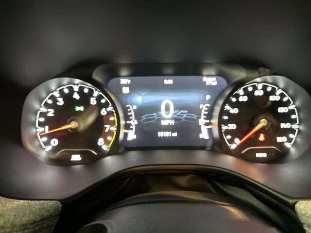 Used 2023 Jeep Compass Latitude AWD/4WD image 12