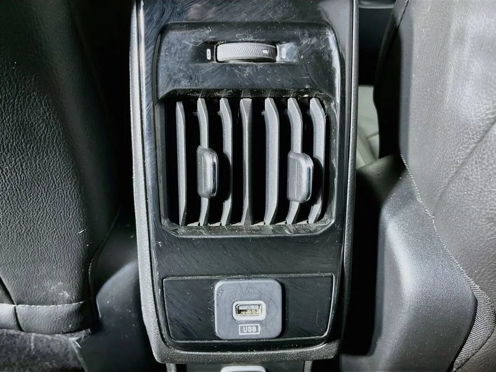 Used 2022 Jeep Compass Limited AWD/4WD image 34