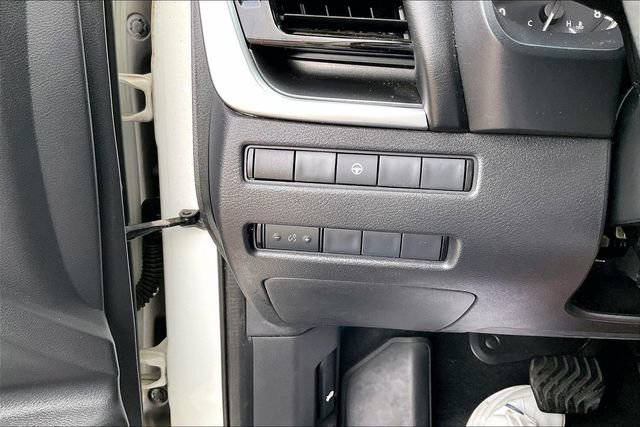 Used 2021 Nissan Rogue SV FWD image 16