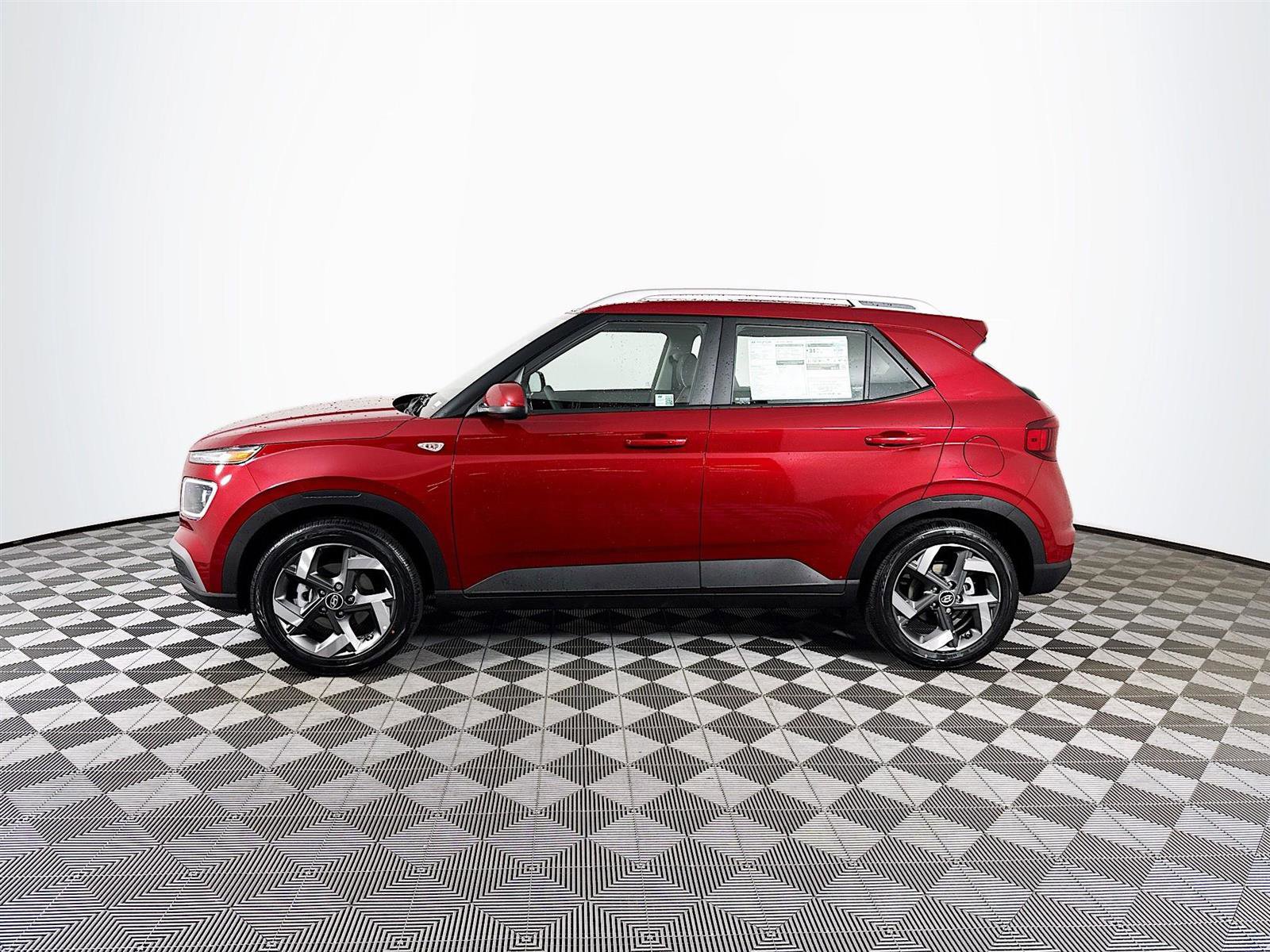 New 2025 Hyundai Venue Limited image 4