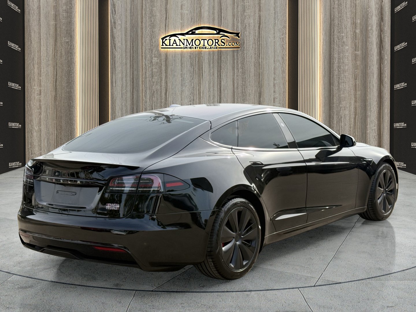 Used 2024 Tesla Model S Plaid AWD/4WD image 10