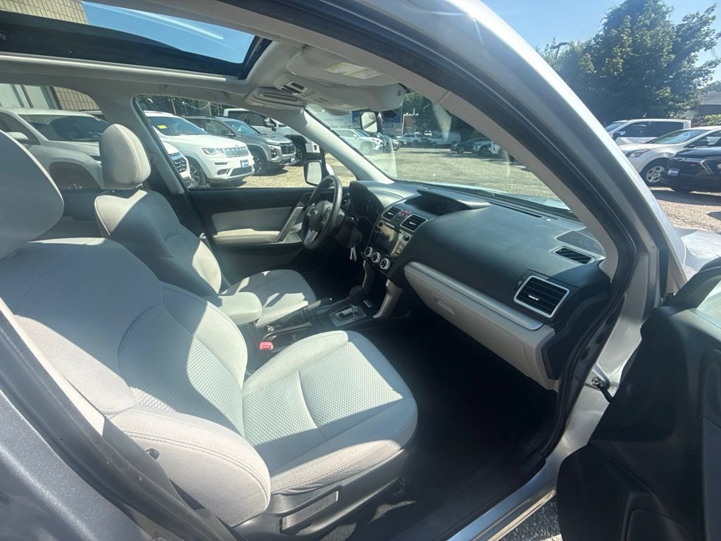 Used 2018 Subaru Forester 2.5i Premium AWD/4WD image 16