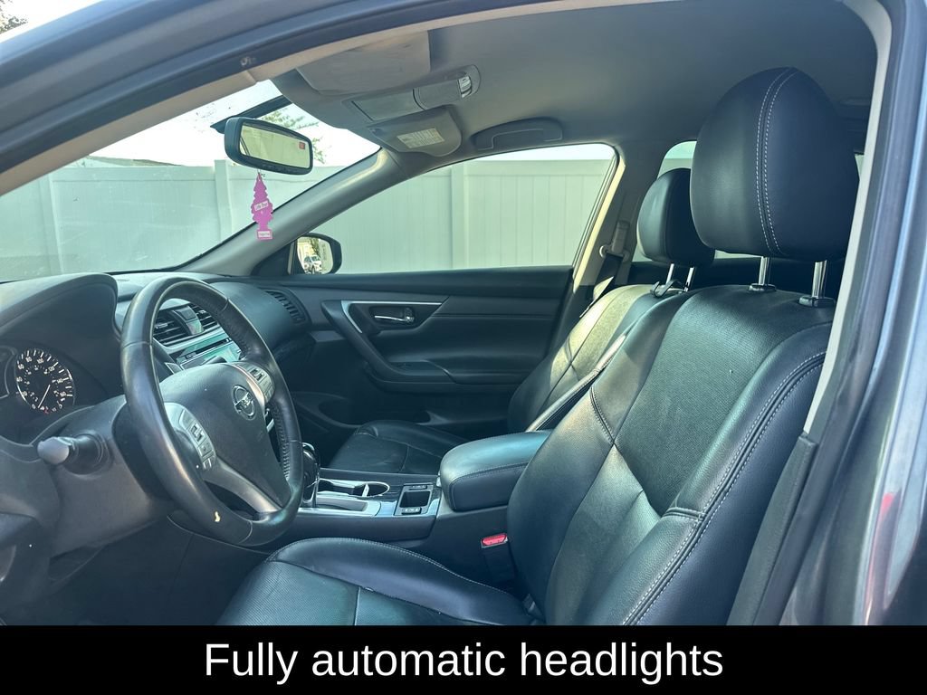 Used 2018 Nissan Altima 2.5 SL FWD image 12