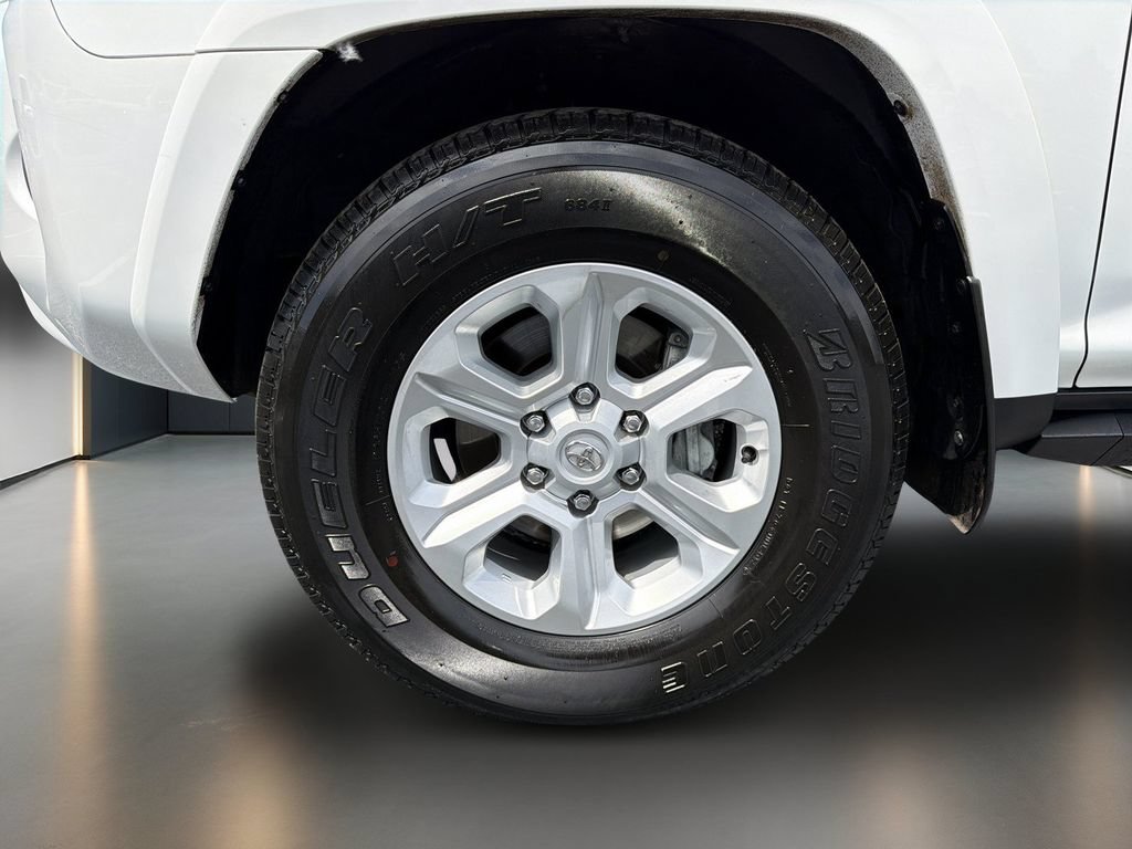 Used 2023 Toyota 4Runner SR5 Premium w/ Moonroof Package RWD image 10