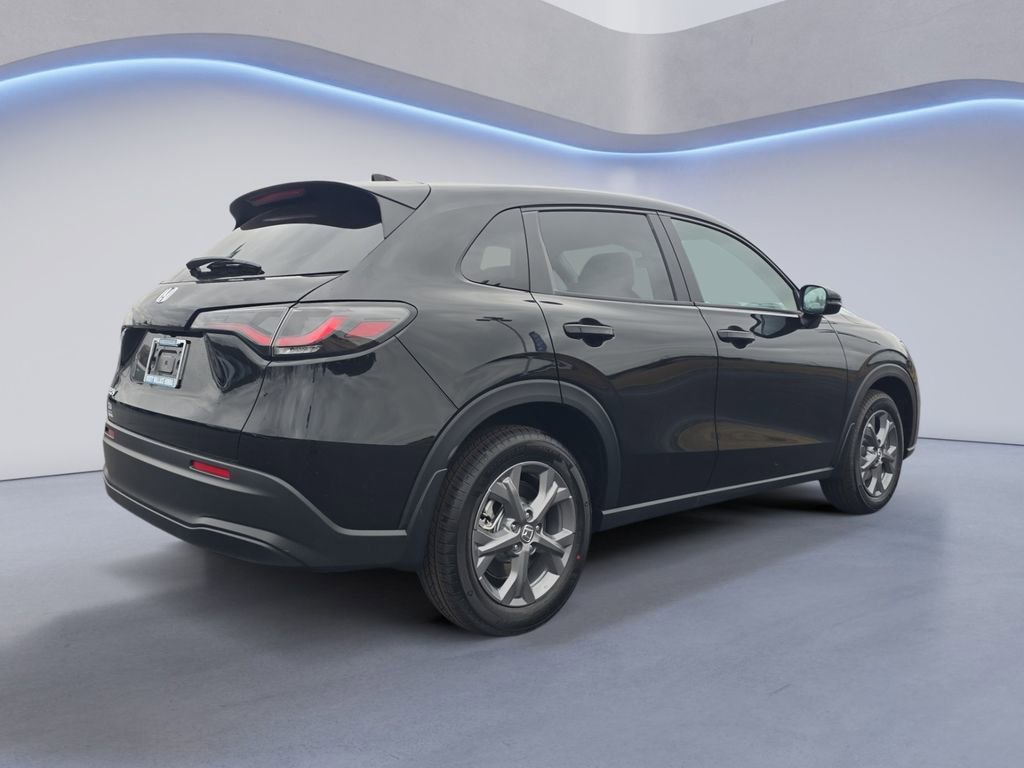 New 2026 Honda HR-V LX image 5