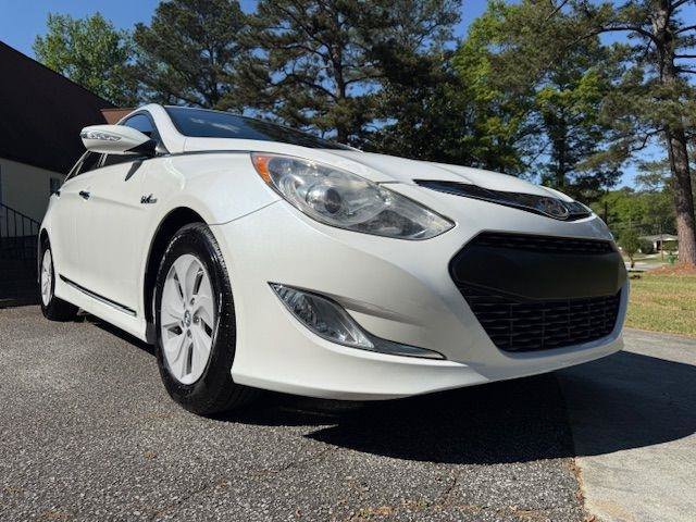 Used 2015 Hyundai Sonata Hybrid image 24