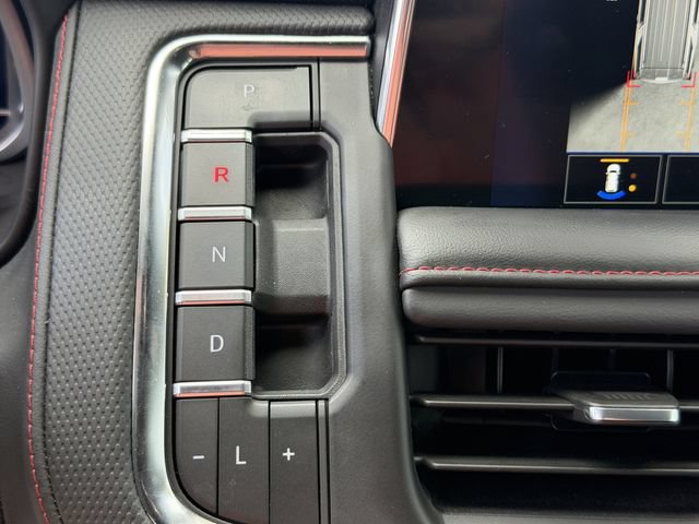 Used 2023 Chevrolet Tahoe RST w/ Luxury Package RWD image 32