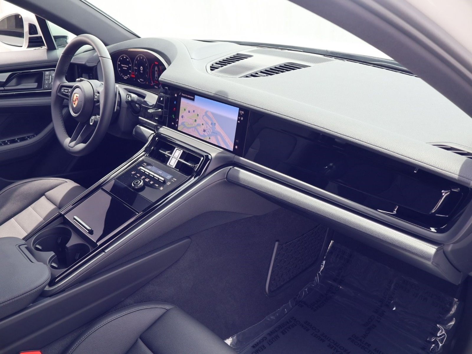 New 2026 Porsche Panamera 4 AWD/4WD image 25