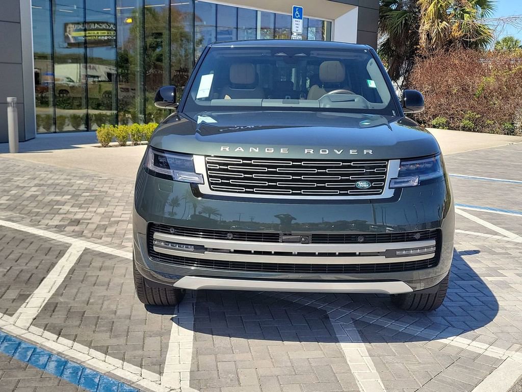 New 2026 Land Rover Range Rover SE image 8