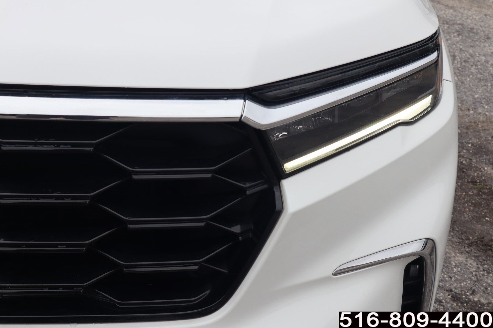 Used 2023 Honda Pilot Elite image 12