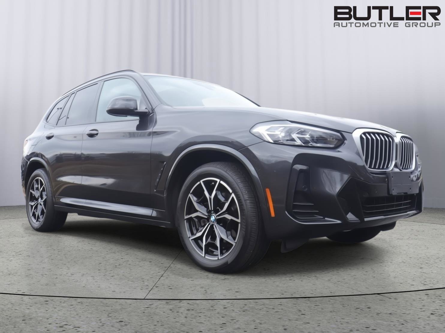 Used 2024 BMW X3 xDrive30i image 3