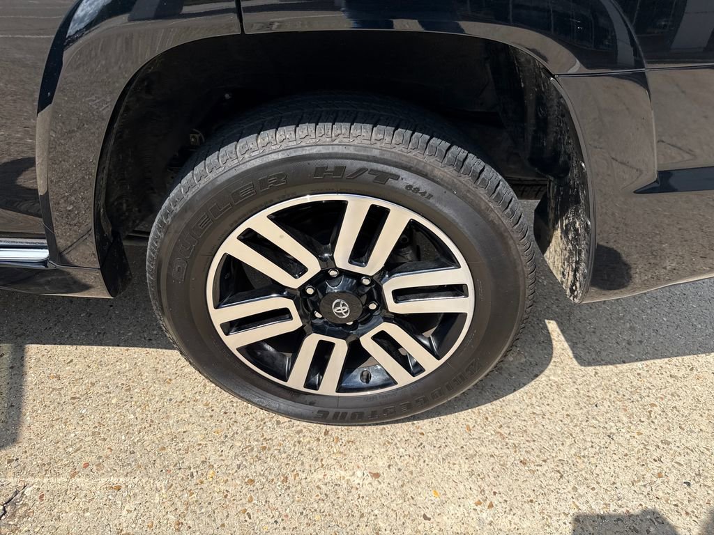 Used 2024 Toyota 4Runner Limited RWD image 27