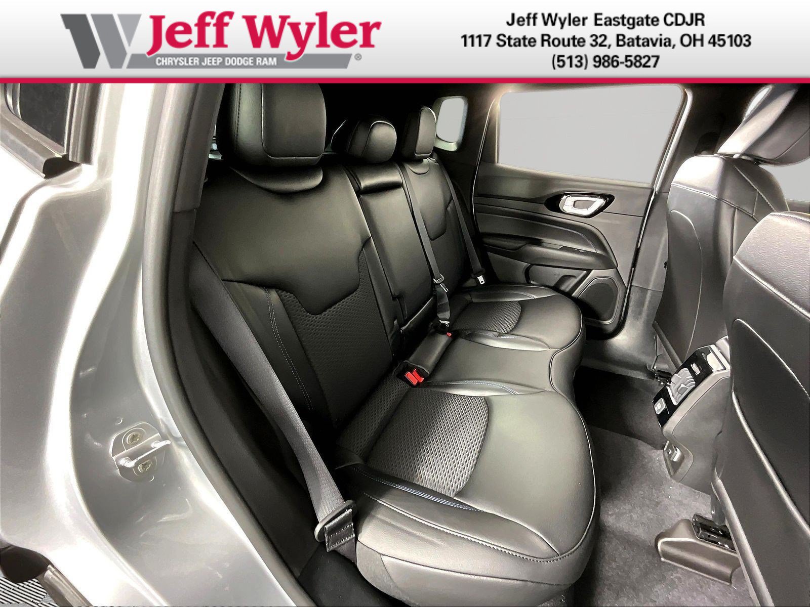 New 2026 Jeep Compass Latitude AWD/4WD image 19