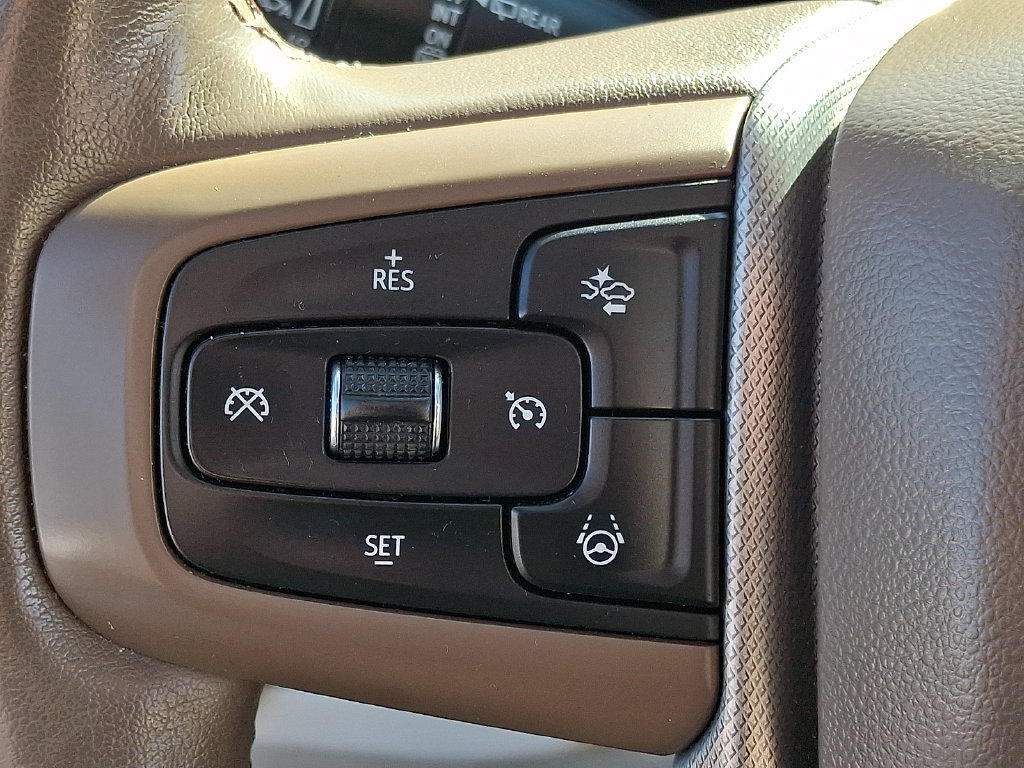 Used 2023 GMC Yukon XL Denali w/ Denali Reserve Package AWD/4WD image 27