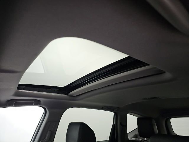 Used 2022 Honda CR-V Touring image 28