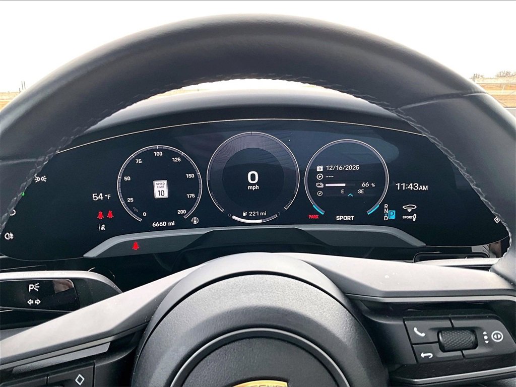 Used 2025 Porsche Taycan image 25