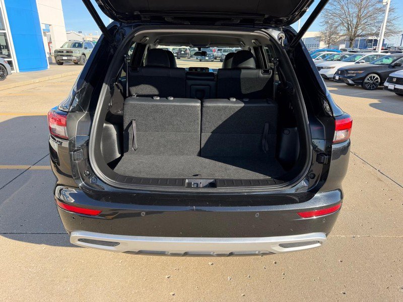 Used 2024 Mitsubishi Outlander SE AWD/4WD image 4