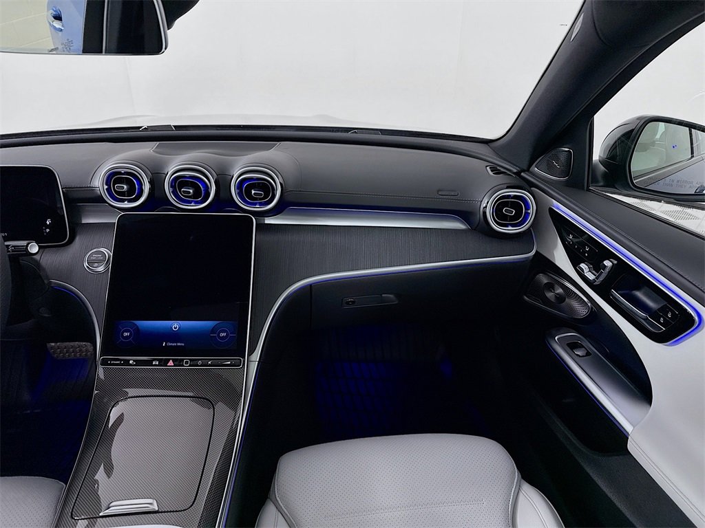 Used 2025 Mercedes-Benz C 300 4MATIC Sedan image 24