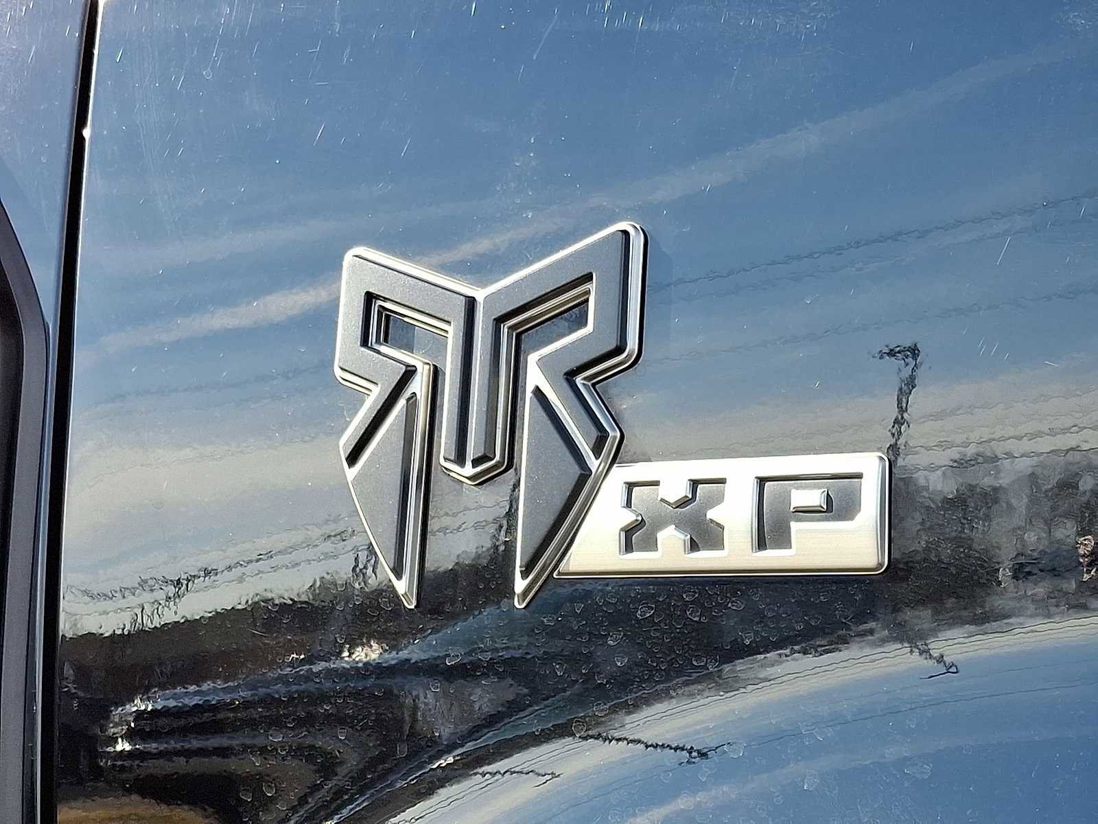 Used 2020 Chevrolet Silverado 1500 RST image 38