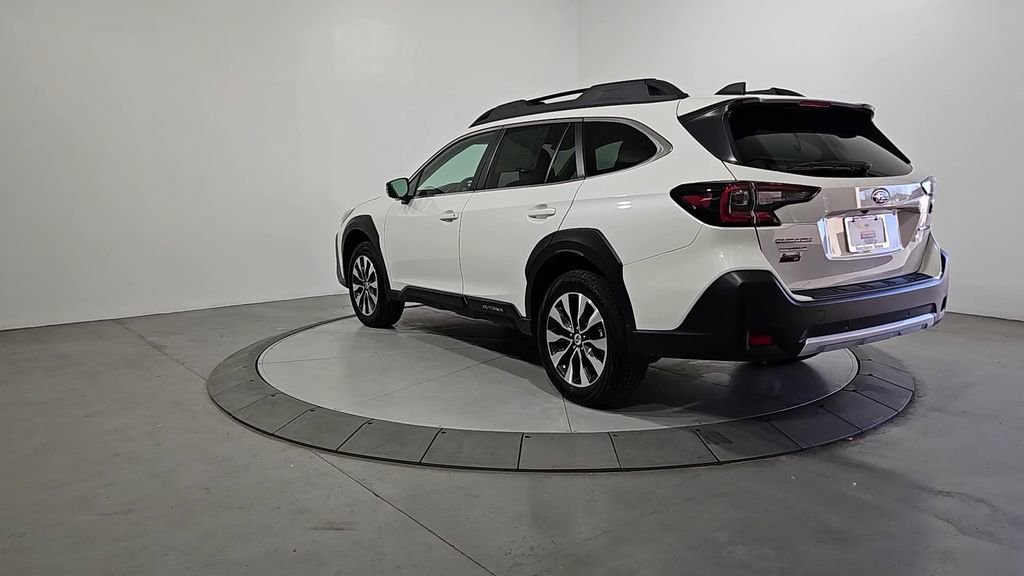 Certified 2025 Subaru Outback Limited image 3