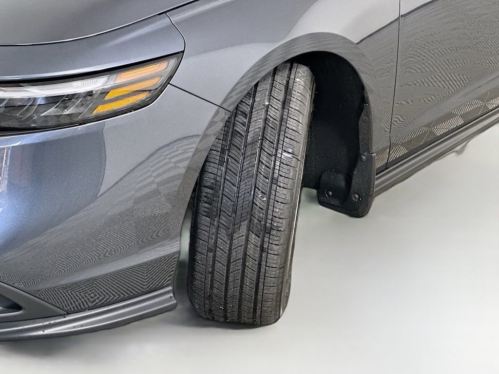 Certified 2025 Honda Accord LX image 25