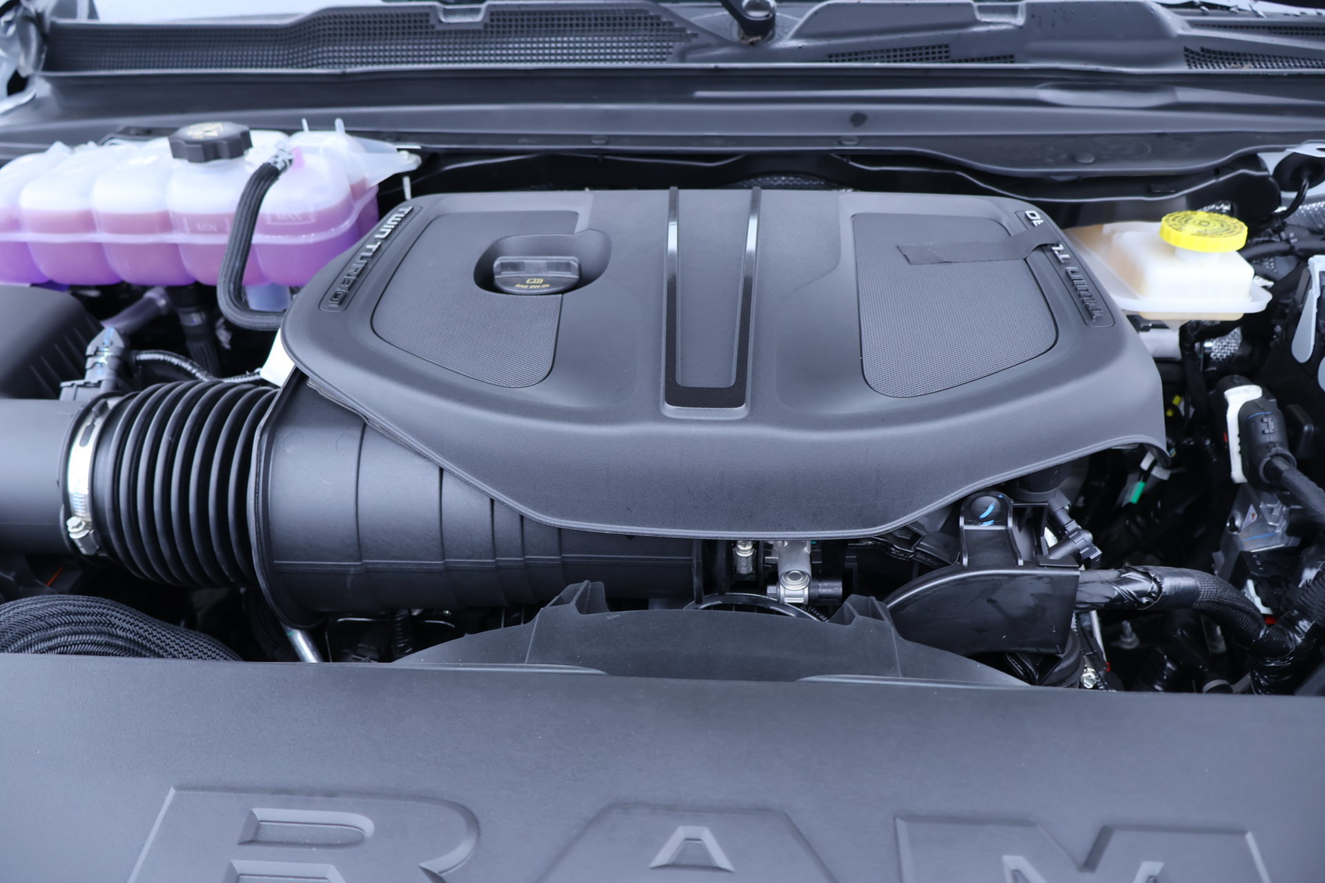 New 2027 RAM 1500 4x4 Crew Cab image 20