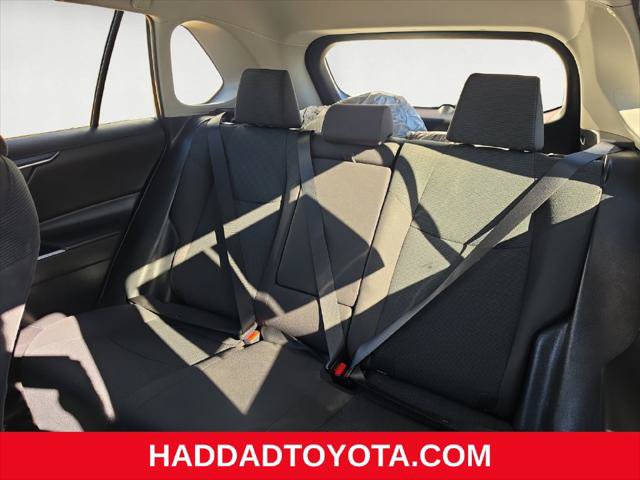Certified 2023 Toyota RAV4 LE AWD/4WD image 14