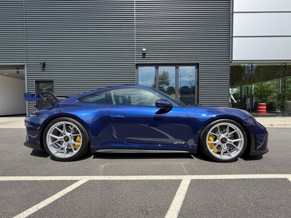 Certified 2026 Porsche 911 GT3 RWD image 8