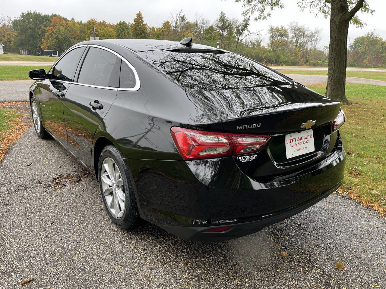 Used 2020 Chevrolet Malibu LT image 3